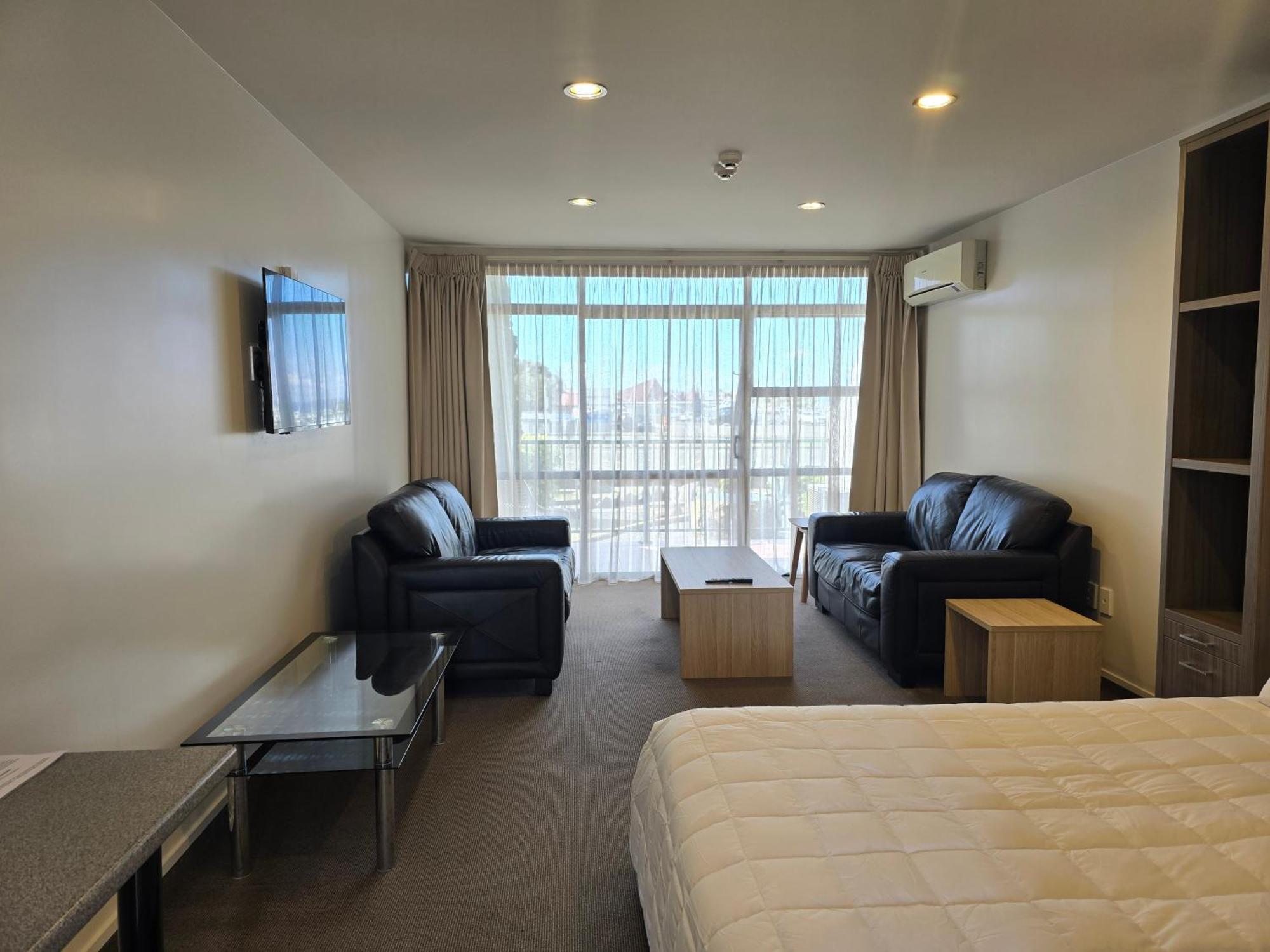 Bluewater Hotel 4*