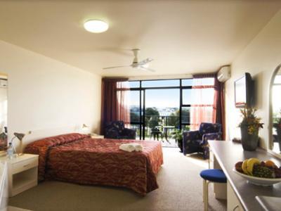 Bluewater Hotel 4*